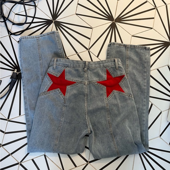 Jeans - Picture 1 of 2